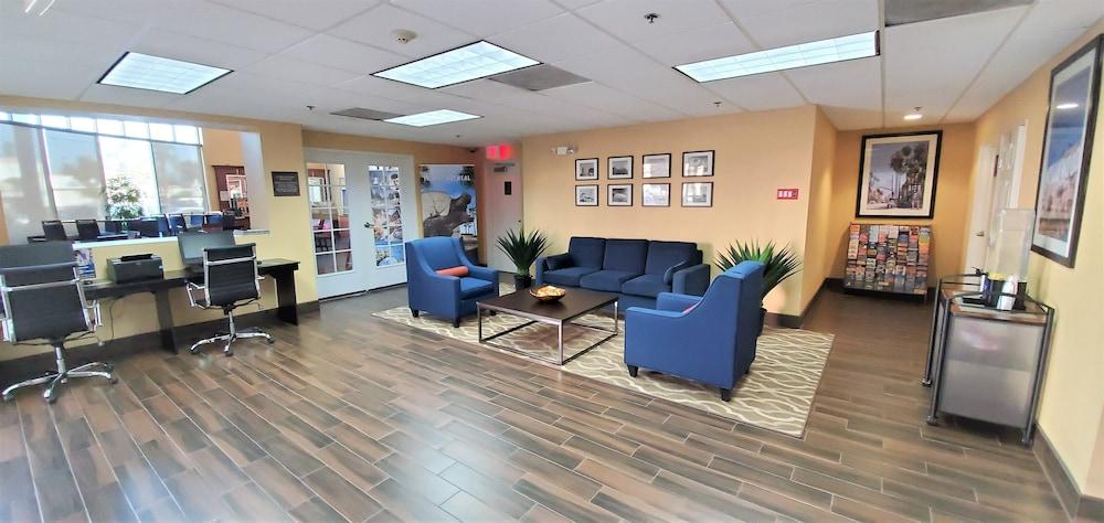 Comfort Inn & Suites Near Universal - N Hollywood - Burbank Λος Άντζελες Εξωτερικό φωτογραφία